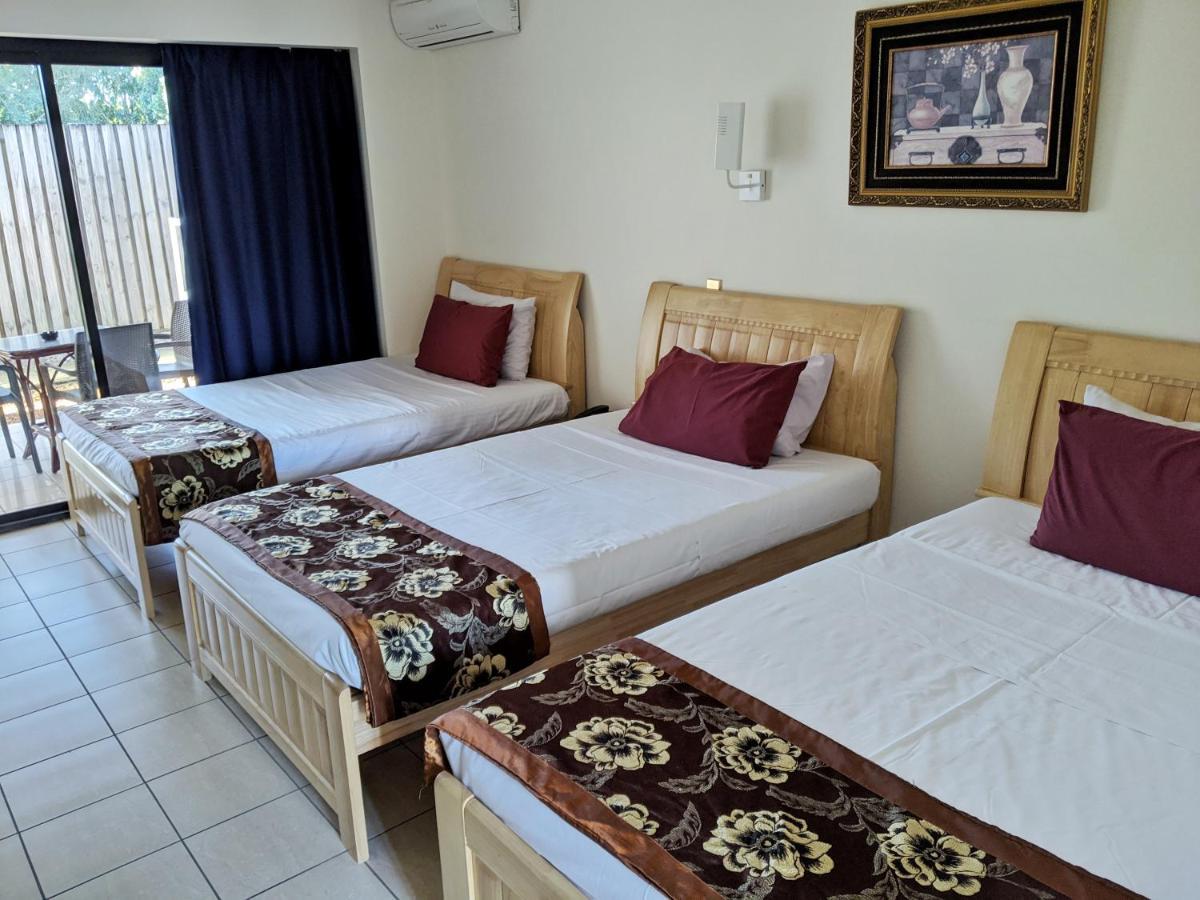 בריסביין Novena Palms Motel מראה חיצוני תמונה