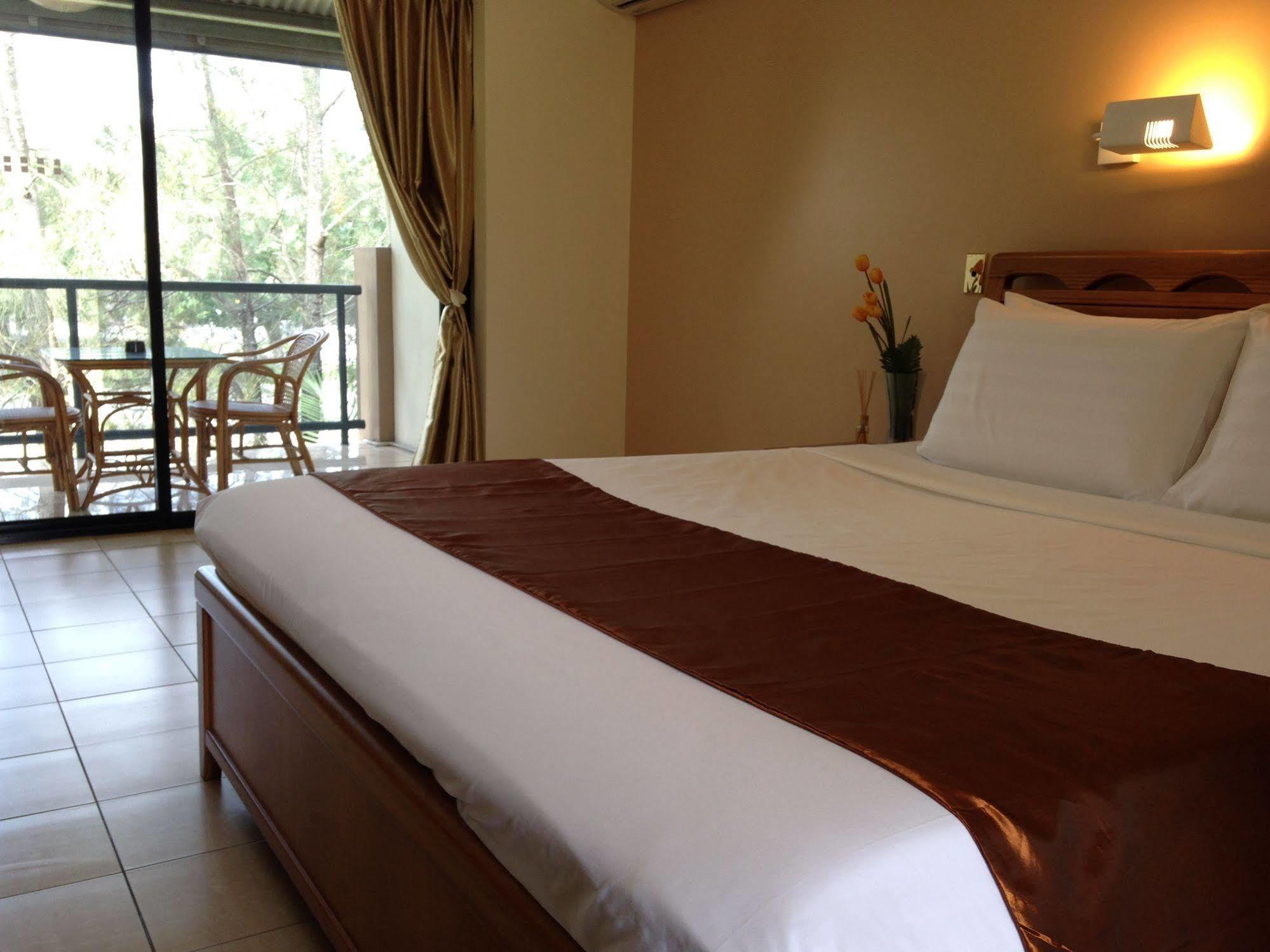 בריסביין Novena Palms Motel מראה חיצוני תמונה